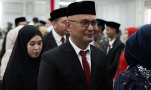 25 Anggota DPRD Palopo Dilantik, Darwis Ketua Sementara