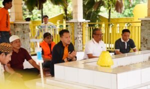 FKJ Nyekar ke Makam Datuk Pattimang-Petta Pao di Malangke