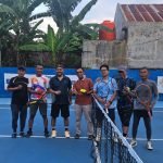 Calon Wakil Wali Kota Nomor Urut 4 Ome Jaga Kebugaran dengan Bermain Tenis